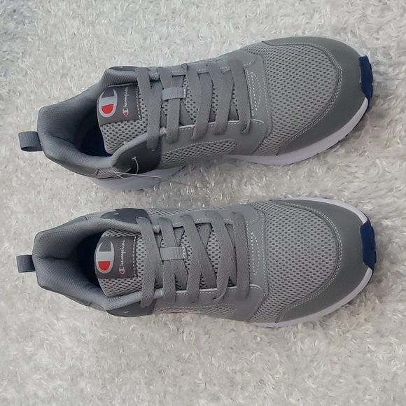 NWT Men's Champion leather and textile upper Sneakers - Picture 2 of 8